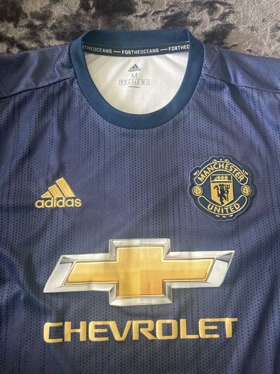Man United jersey
