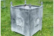 Steel Box Planter Medium CH R S410B
