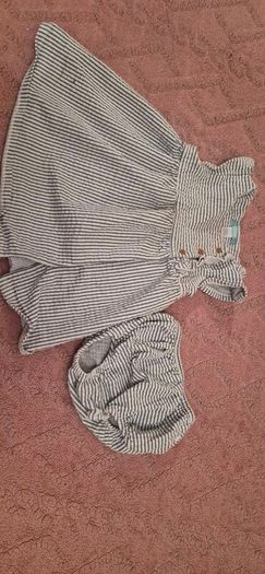 Baby clothes 9-18 months