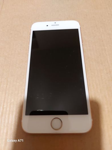 Apple Iphone 6s, White with Rose Gold Back, Damaged Display, excellent cosmetic condition, For Parts or Repair