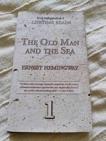 Ernest Hemingway the Old Man and the Sea hardback in very good condition FREE STANDARD POSTAGE INCLUDED