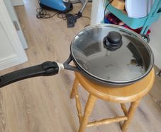 Crafond 28cm deep pan (non induction)