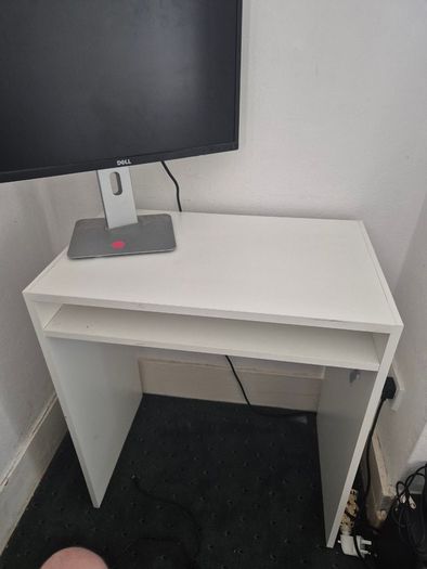 Desk ( simple design, sturdy)