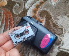 Voice activated recording system  tape dictation machine recorder player