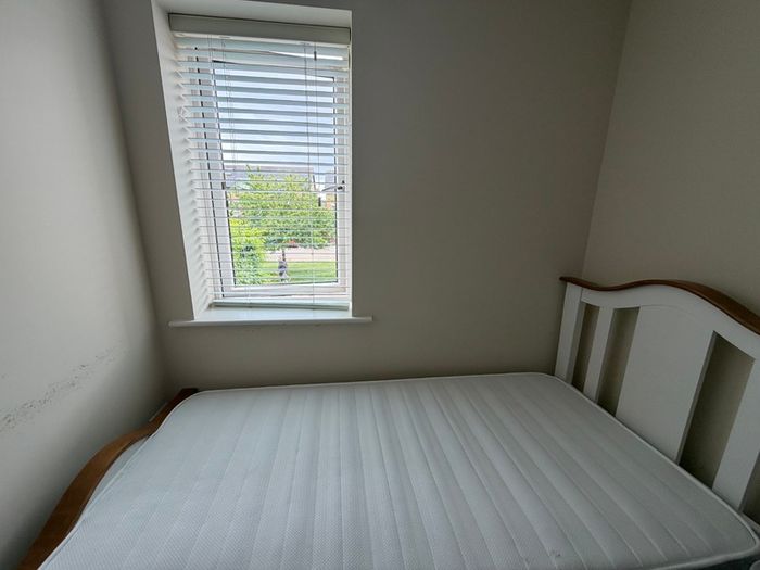 Single bed