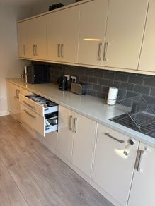 Kitchen 2nd hand