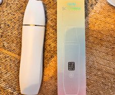 Skin scrubber