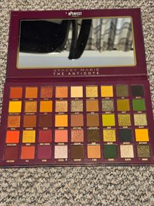 B perfect eyeshadow palette