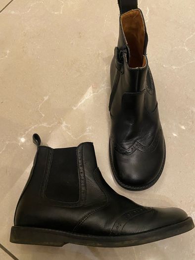 Boots size 2.5 UK 35 EU
