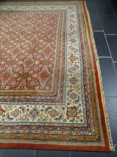 P.ersian Herati Rug 3.90 x 2.90 (H11)