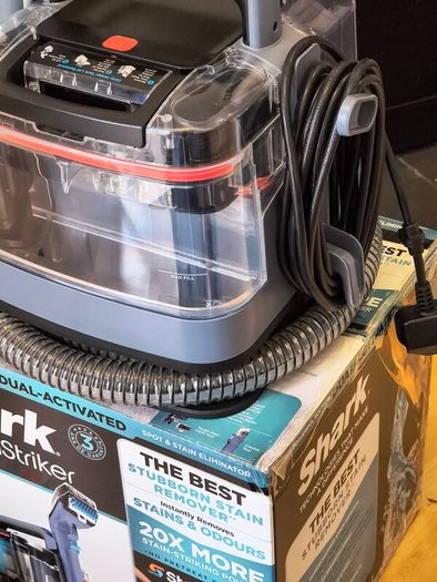 Shark StainStriker - Stain Remover