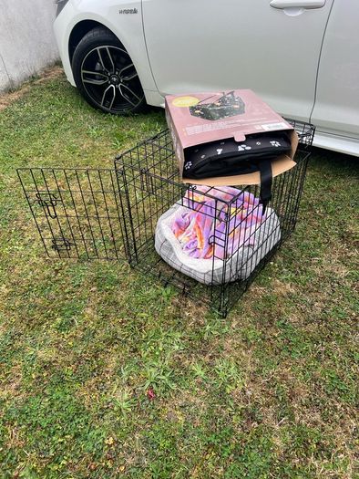 Dog Crate bundle. Small to medium size dog.