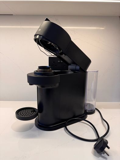 Nespresso Vertuo Next Coffee Machine, Matt Black
