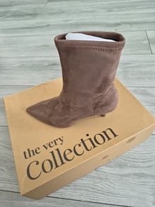 Brown boots