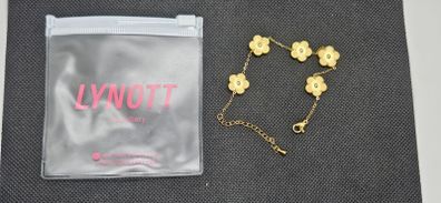 Lynott Textured Clover Bracelet