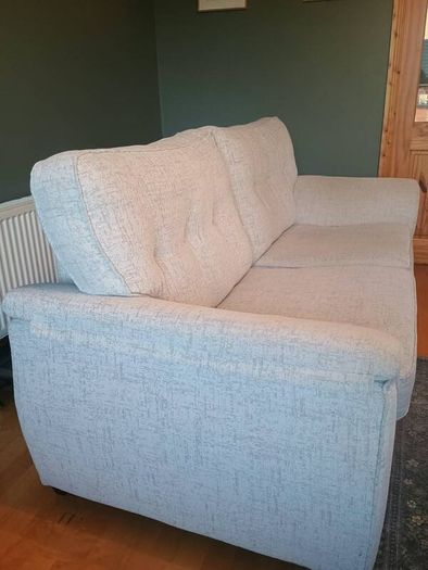 3-seater sofa and 2 matching armchairs, cream fabric