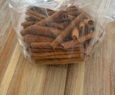 Cinnamon sticks