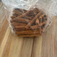 Cinnamon sticks