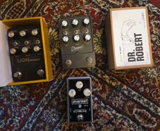 Guitar pedals