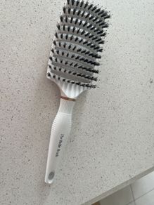 The Belle Brush