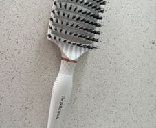 The Belle Brush