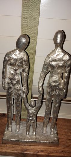 Ornament of family of 3 like NEW!