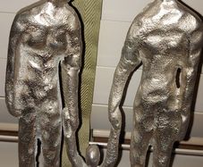 Metal Sculpture of Family of 3 like NEW!