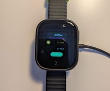 Xplora x6 kids smartwatch & charger