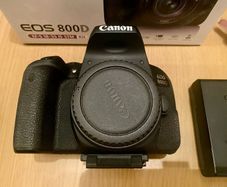 Canon 800D