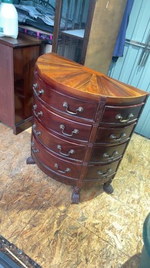 set of drawers
