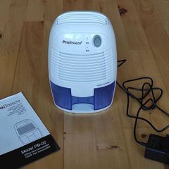 Dehumidifier 500ml Compact and Portable Mini Air Dehumidifier for Damp, Mould, Moisture in Home, Kitchen, Bedroom, Caravan, Office, Garage, Bathroom, Basement