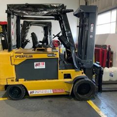 Caterpillar 5.5 Ton Electric Forklift