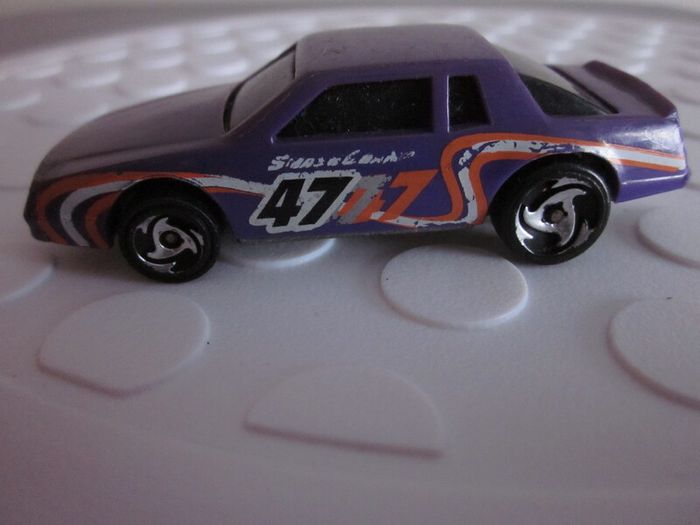 Hot Wheels Chevy Stocker Diecast Car 1999