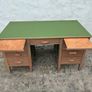 Pedestal desk Image 10