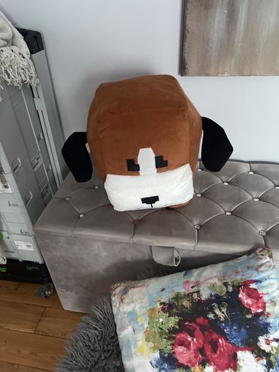 toy stool