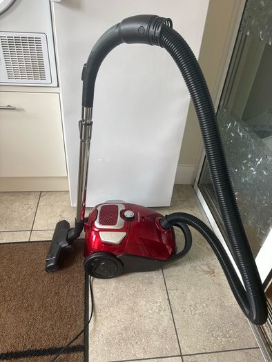 Morphy Richards Cylinder Vacuum Cleaner | 980565