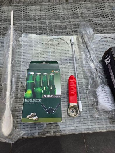 Complete Home Brewing Starter Kit + Bottles (Glass & Plastic)