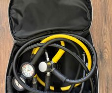 Cressi XS Compact AC2 DIN diving regulator set + Tecnomar Compact 3 Console + Case
