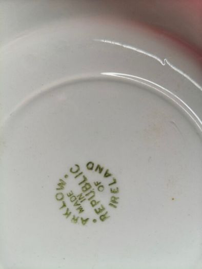 2 x Arlow vintage side plates