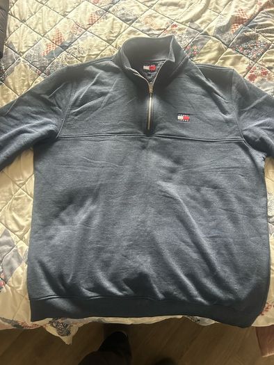 Tommy Hilfiger zip top