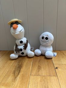 Disney Store Frozen Toys Bundle