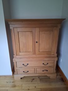 Tv cabinet