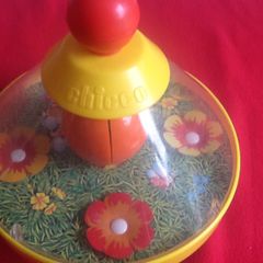 Chicco Spinning Top - bubble opens to show Bumble Bee