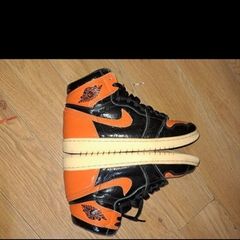 Nike Jordan 1