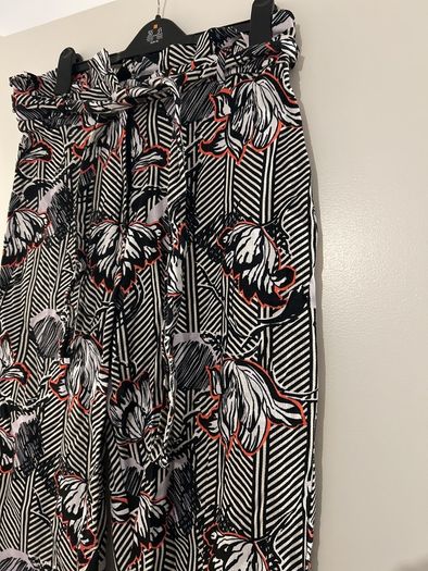 river island trousers