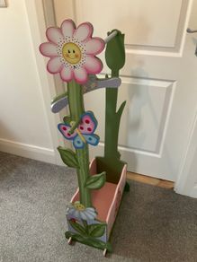 Childs clothes rail