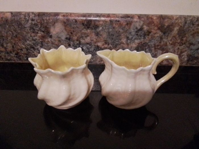 Beleek Swirl Pattern sugar bowl and milk jug