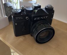 Vintage ZENIT TTL  35 mm film camera