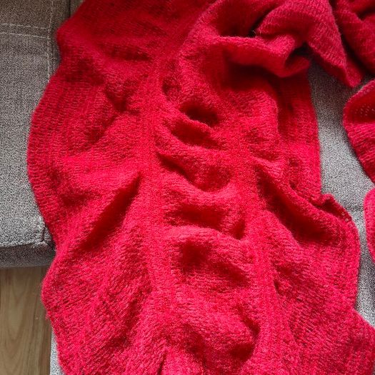 Red Ruched Knitted Scarf 115x40cm RIVER ISLAND