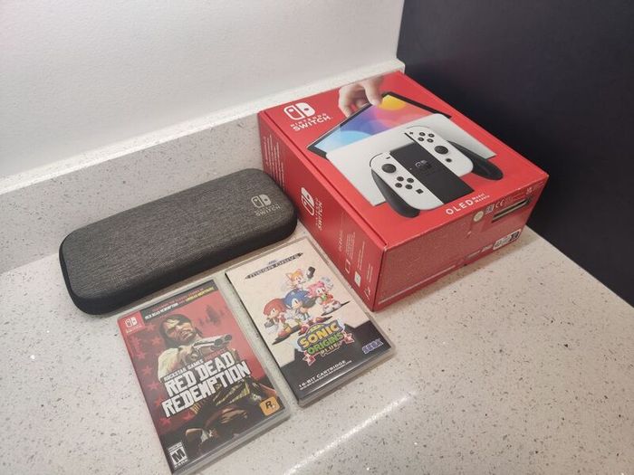 Nintendo Switch OLED As New White with 2 Games